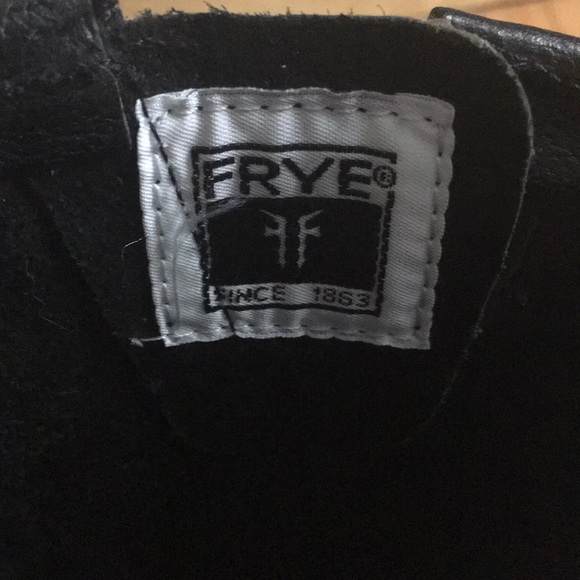 Women’s mid-calf Frye boots - Picture 3 of 7